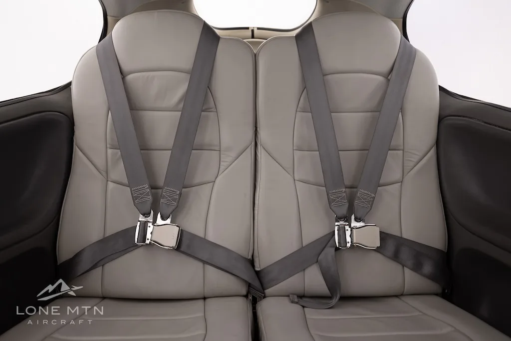 Cabin interior of a 2002 Cirrus SR22.