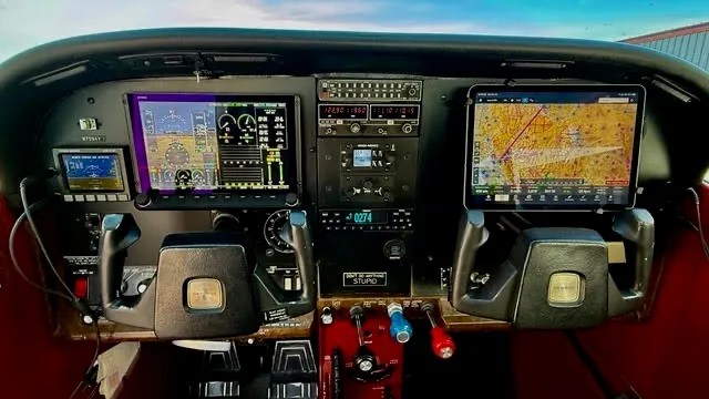Cockpit and instrument panel of a 1977 Cessna 182Q.