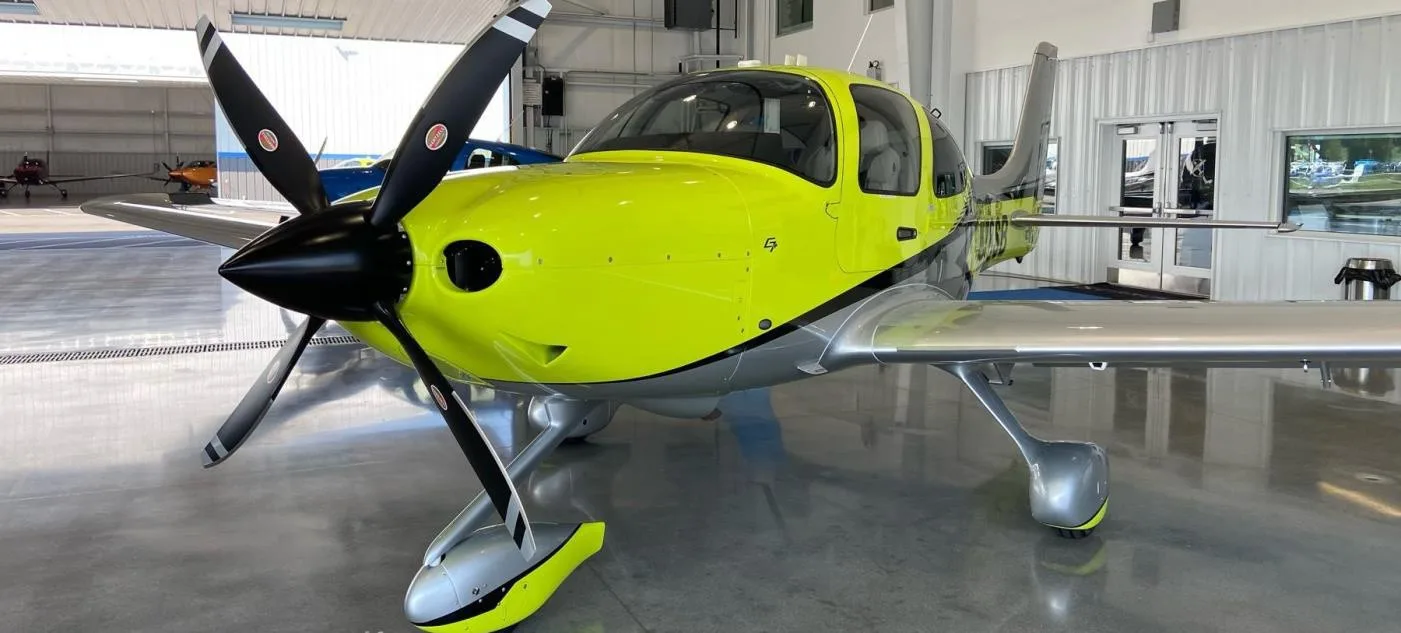 Exterior view of a 2025 Cirrus SR22T G7+ GTS.