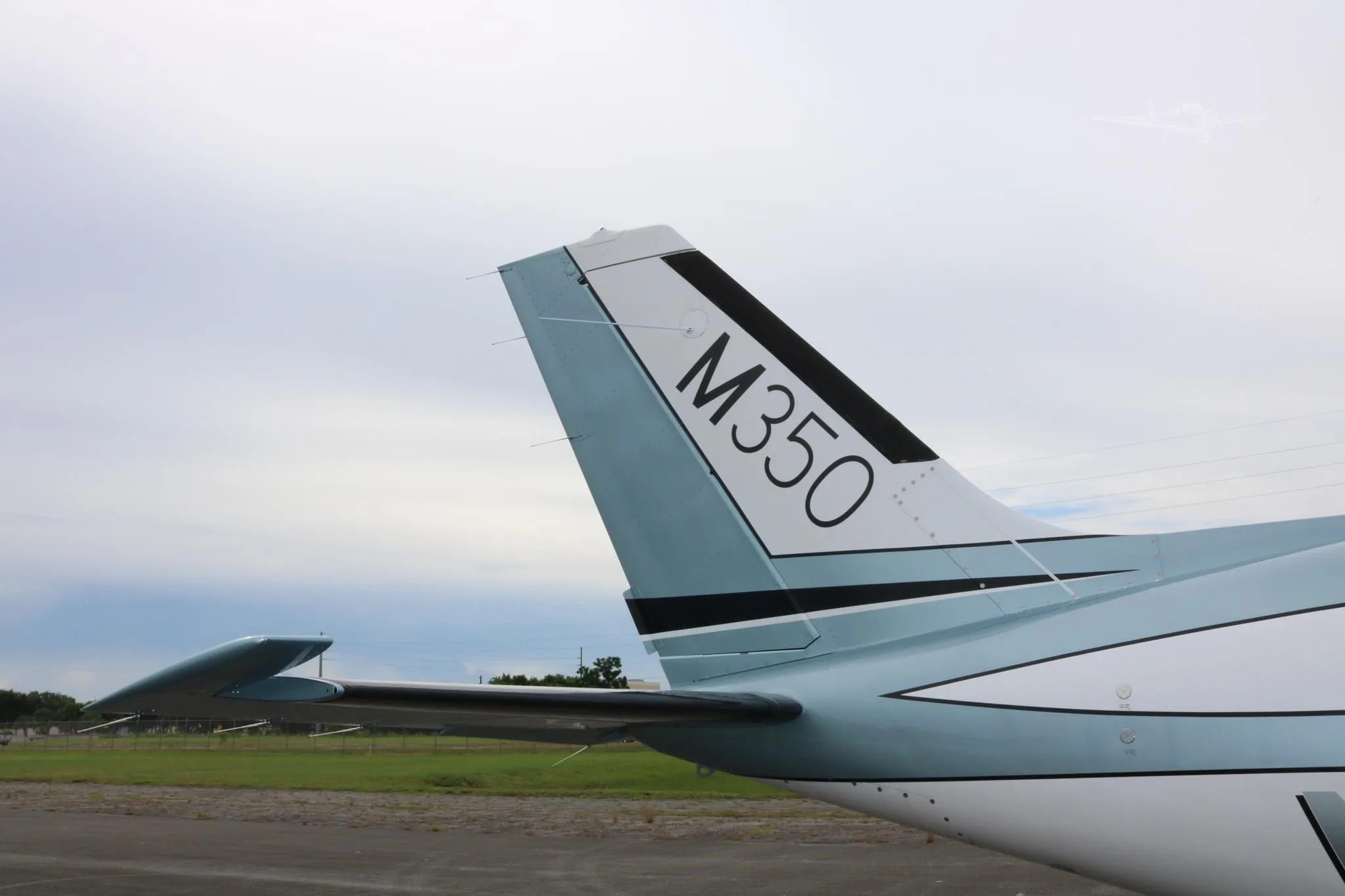 Exterior view of a 2025 PIPER M350, N1937B.