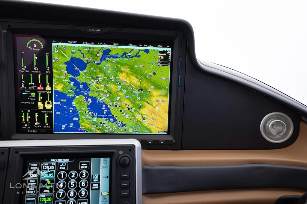 Avionics suite of a 2025 Cirrus SR22T G7.