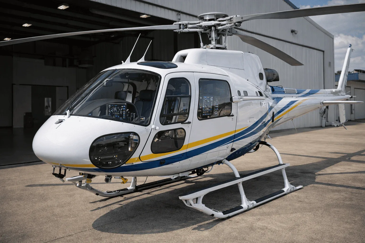 https://aviablink.com/listing/airbus-h125-as350-utility-multi-mission-configuration