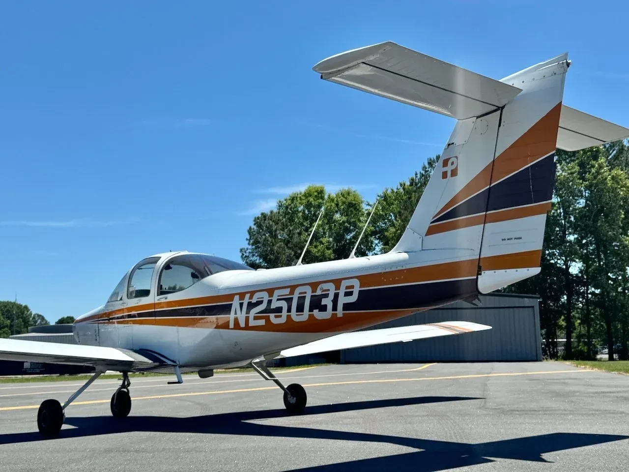 Exterior view of a 1979 Piper Tomahawk PA-38-112.