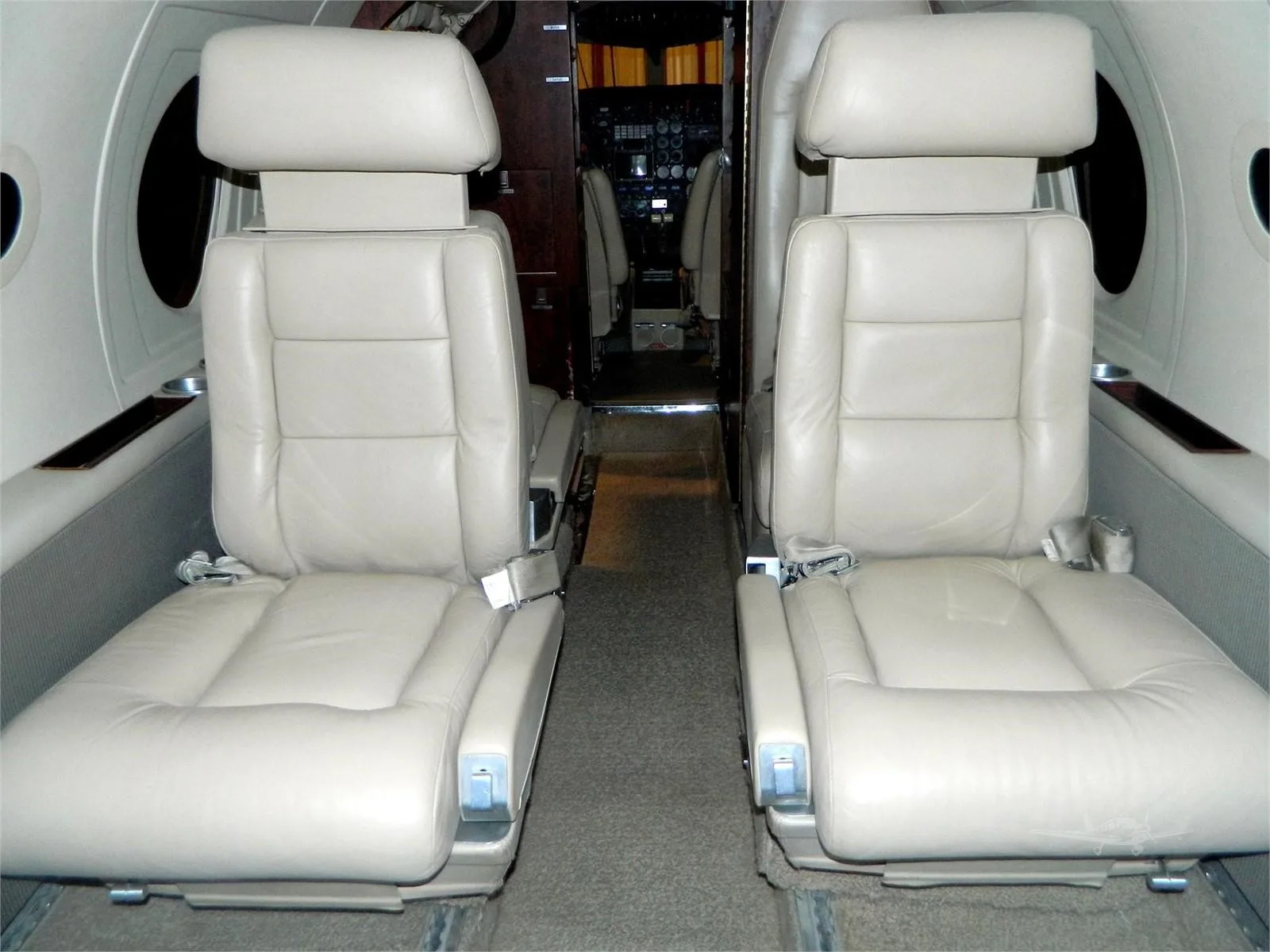 Cabin interior of a 1974 DASSAULT FALCON 10.