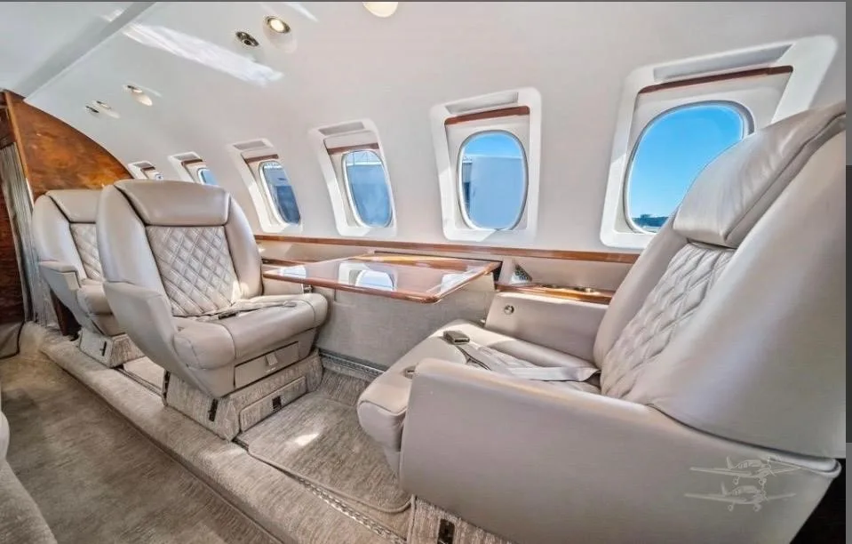 Cabin interior of a 1997 HAWKER 800XP.