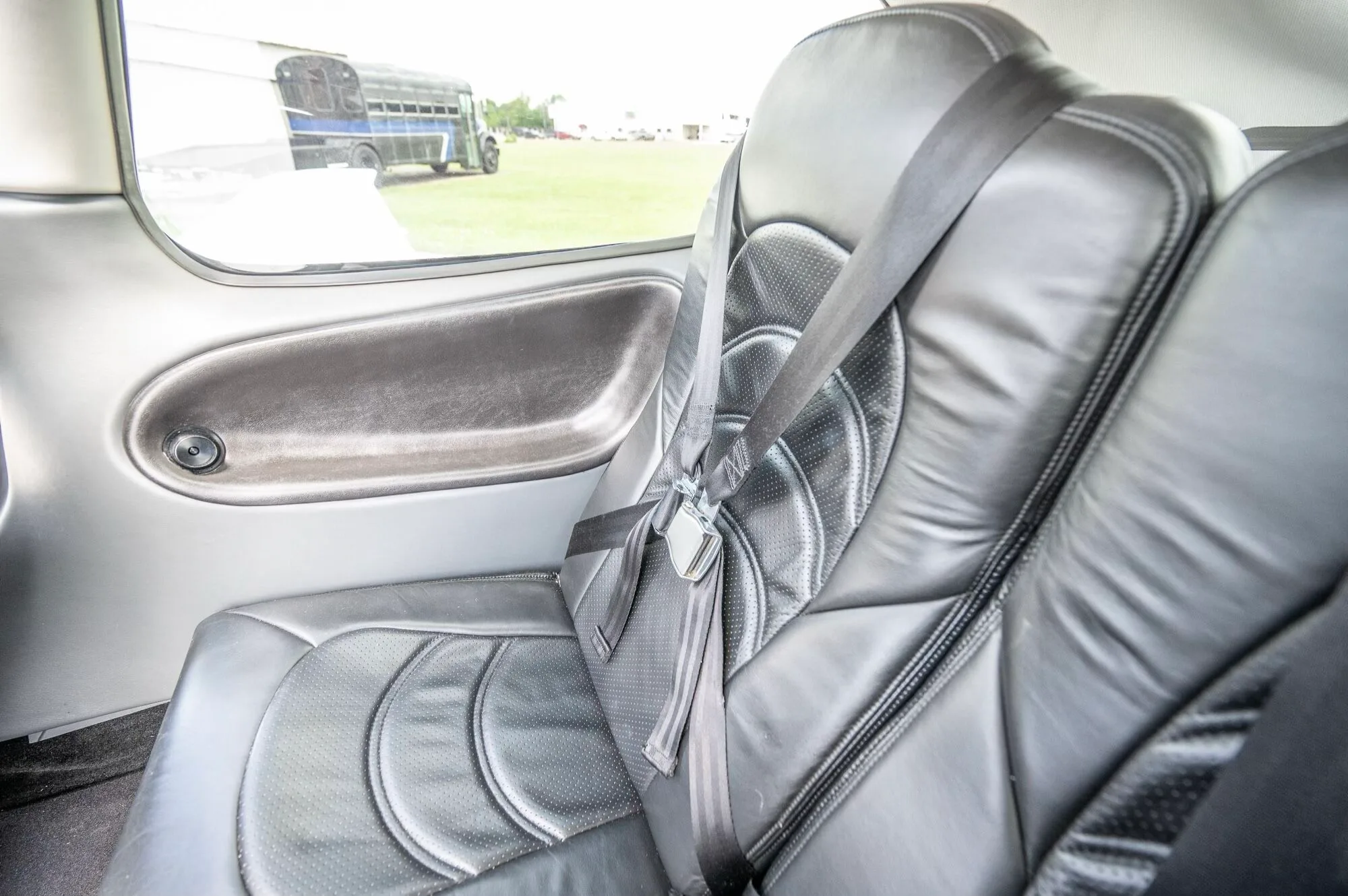 Cabin interior of a 2006 Cirrus SR22-G2 GTS.