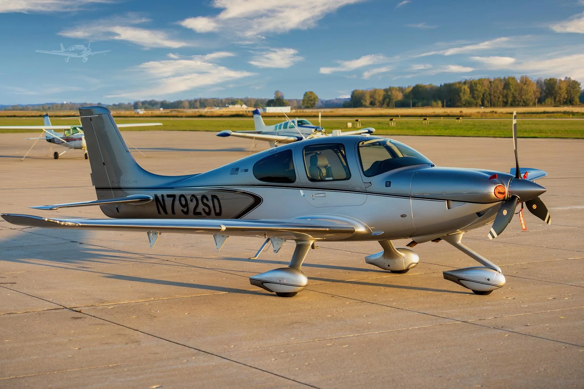 Exterior view of a 2020 CIRRUS SR22-G6 TURBO, N792SD.