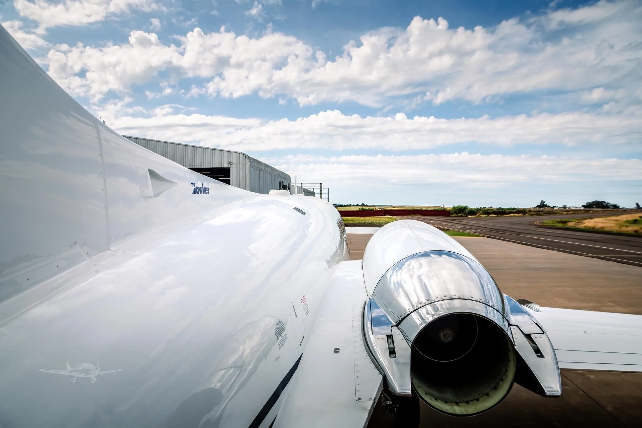Exterior view of a 2008 HAWKER 400XP, PS-MBX.
