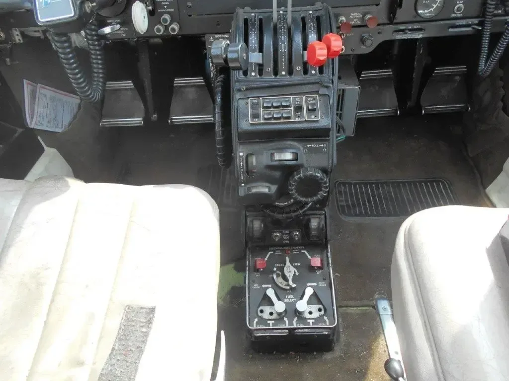Cockpit and instrument panel of a 1985 Piper Chieftain.