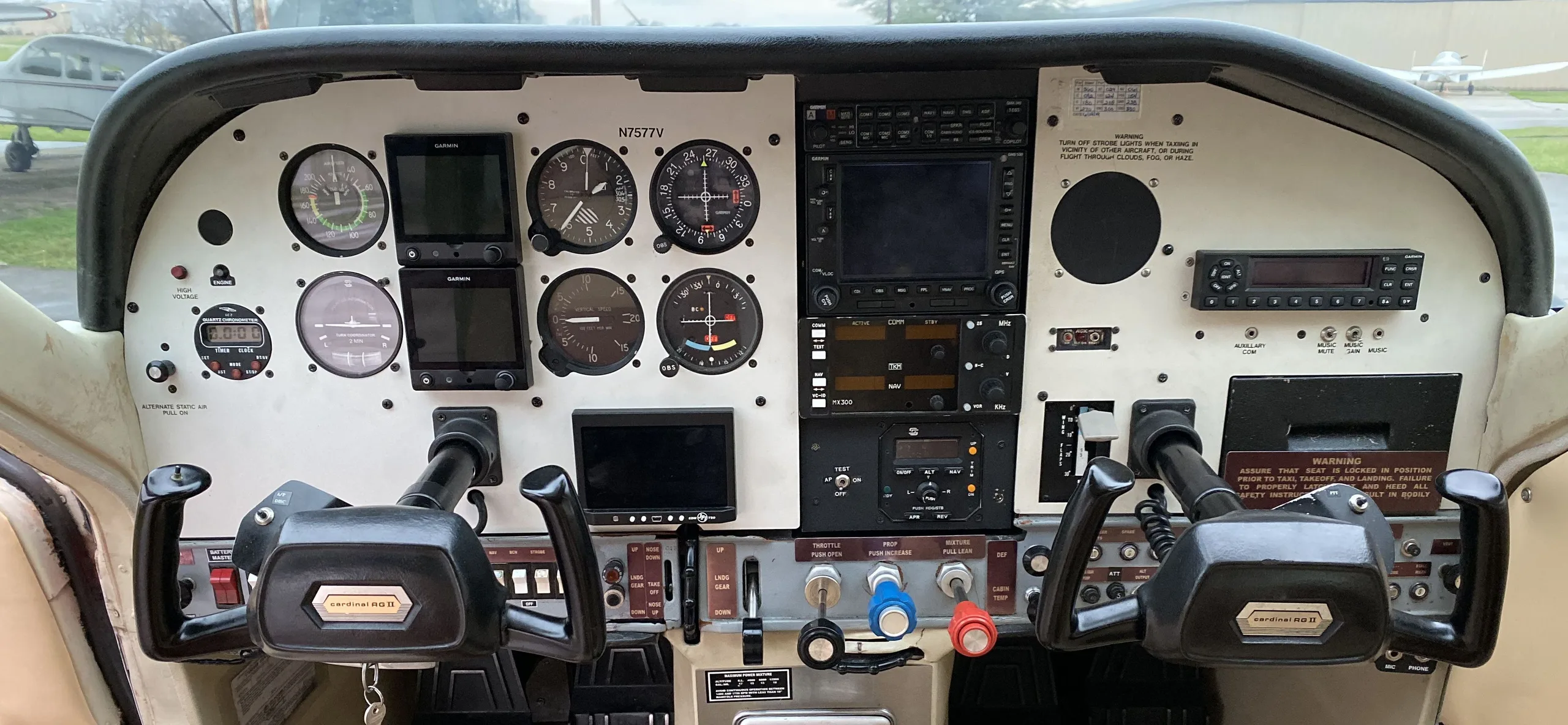 Cockpit and instrument panel of a 1976.