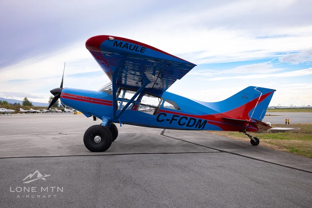 Exterior view of a 1999 Maule M-7-235C, C-FCDM.