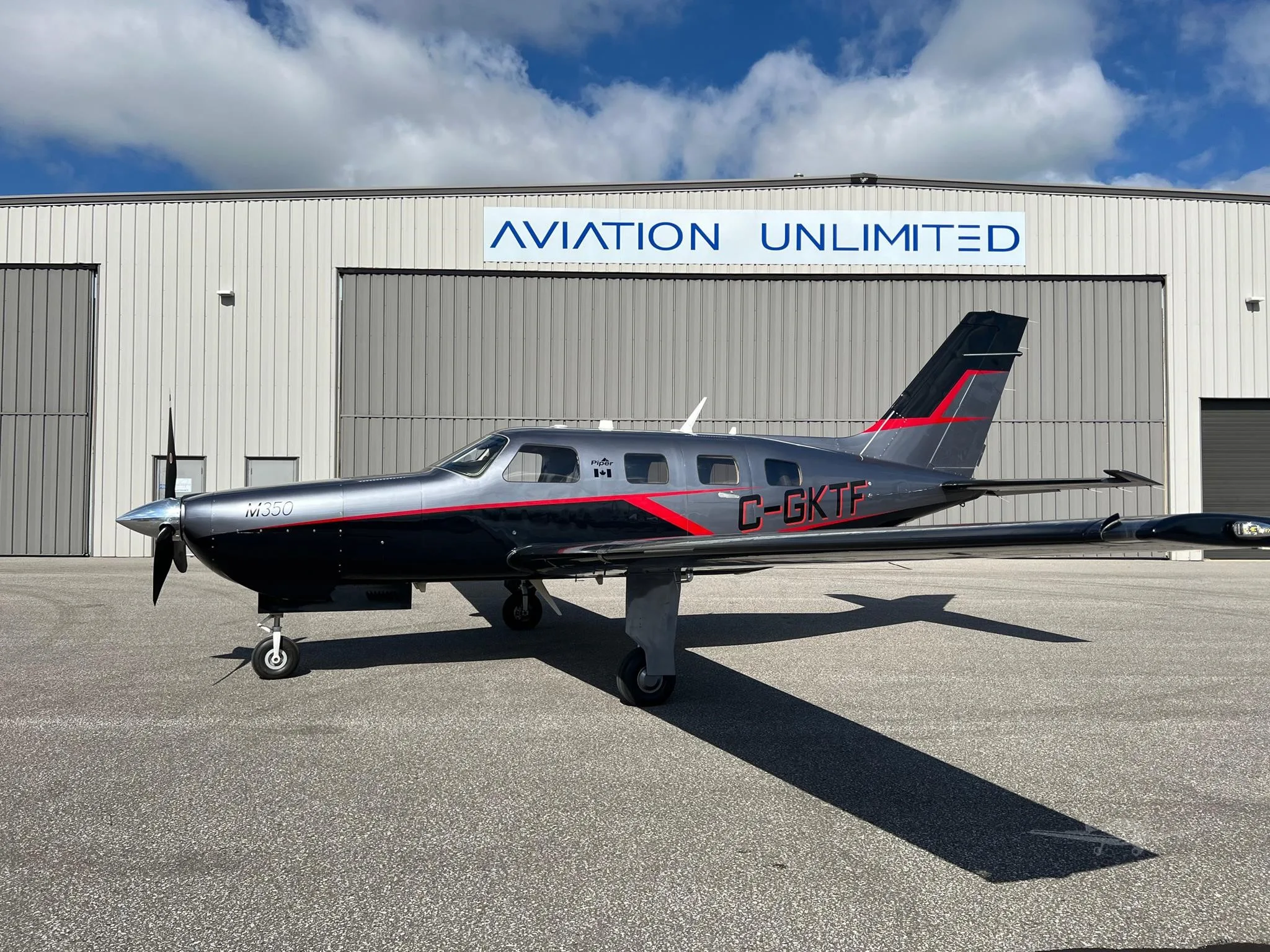 Exterior view of a 2020 PIPER M350, C-GKTF.