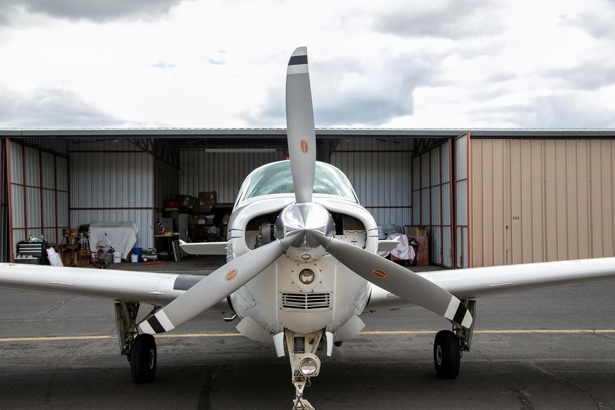 Exterior view of a 1976 BEECHCRAFT A36 BONANZA, N40JH.