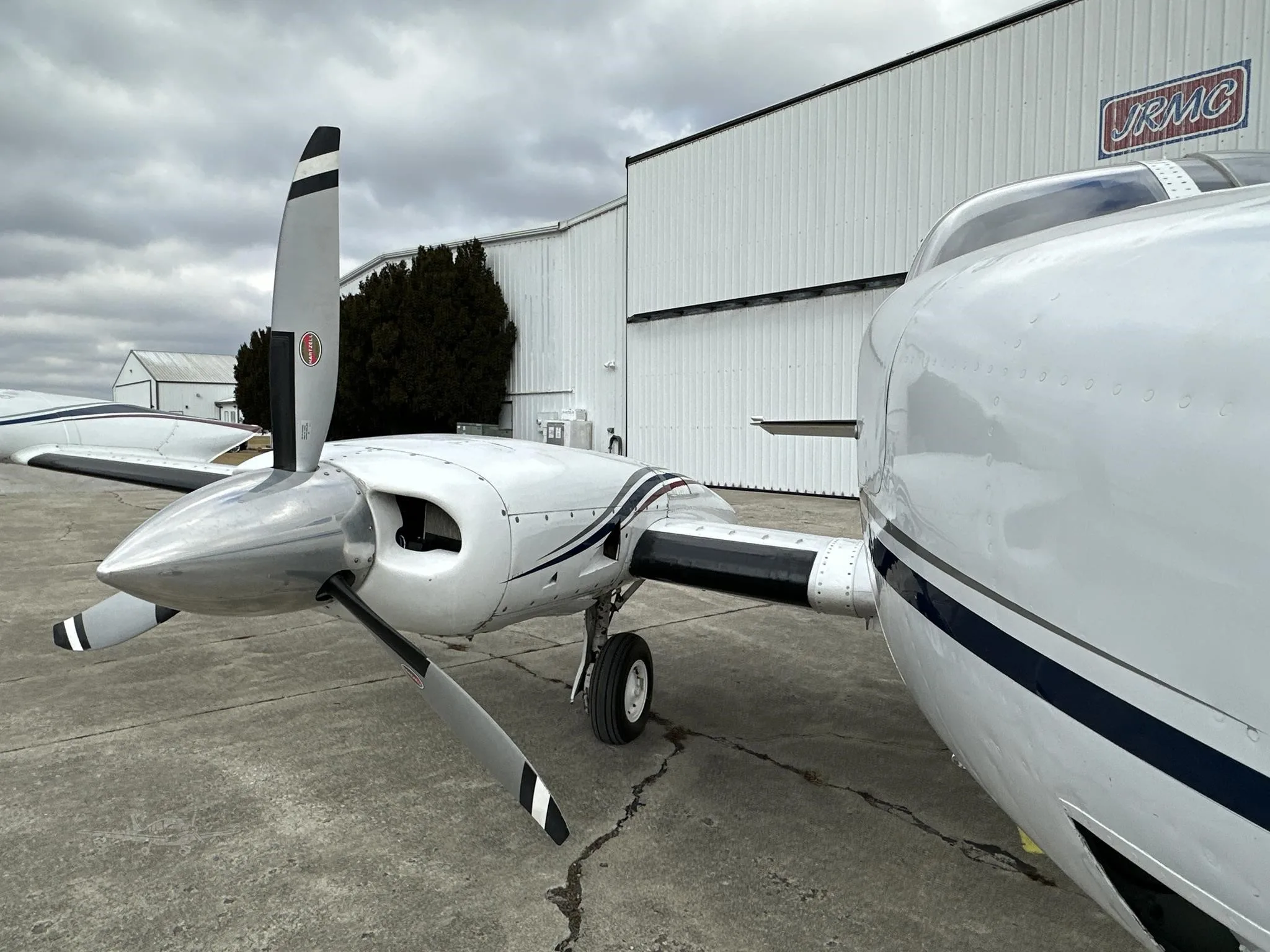 Exterior view of a 1981 CESSNA 340A, N341TV.