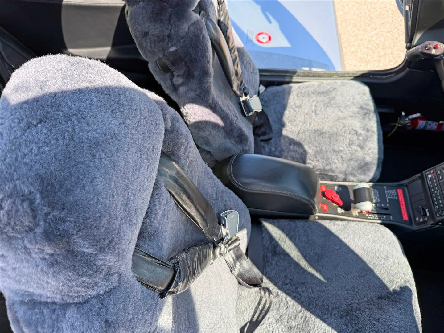 Engine detail of a 2019 Cirrus SR22-G6 GTS.