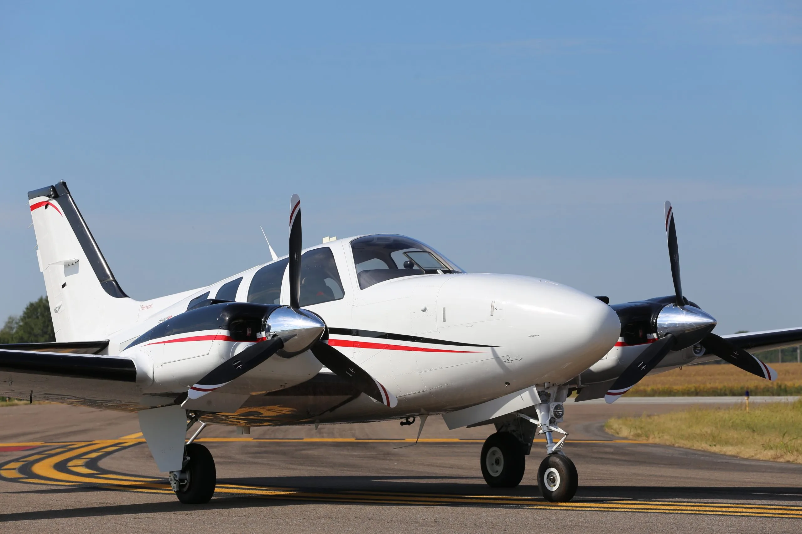 Cabin interior of a 2016 Beechcraft G58 BARON.