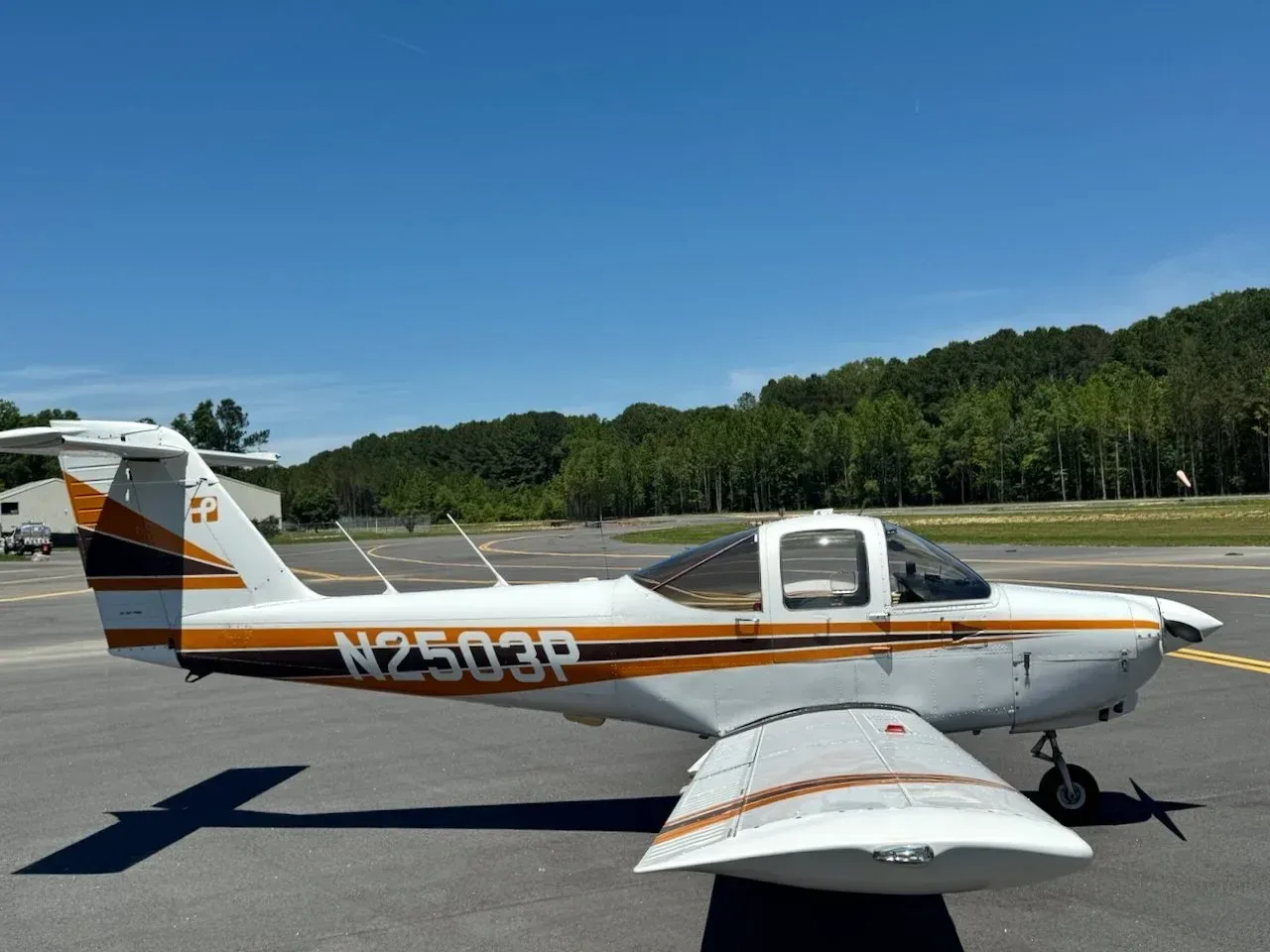 Exterior view of a 1979 Piper Tomahawk PA-38-112.