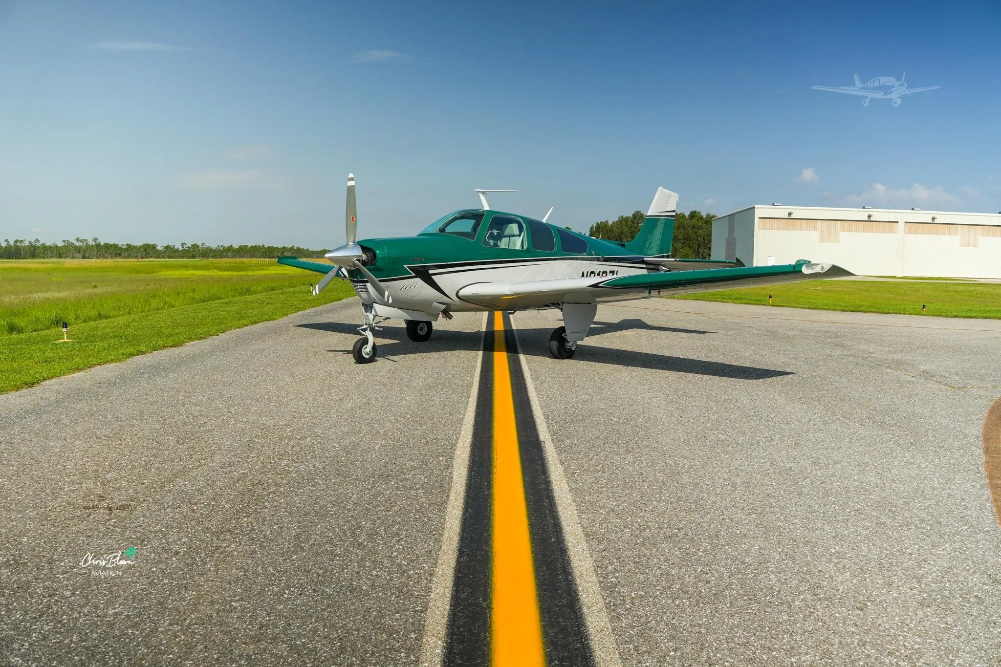 Exterior view of a 1976 BEECHCRAFT F33A BONANZA.