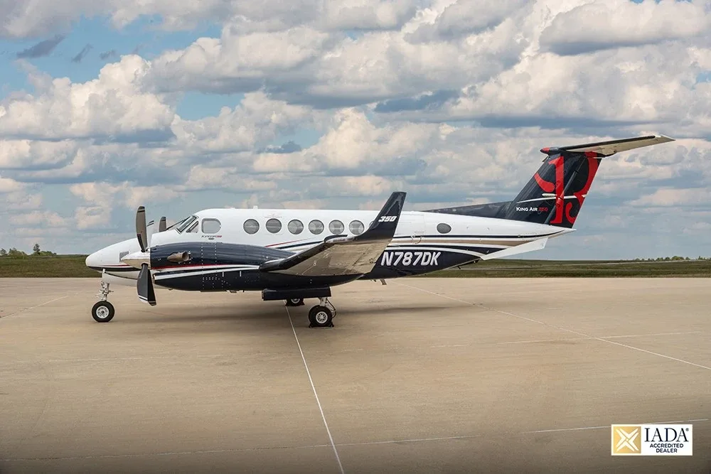 Exterior view of a 1997 Beechcraft King Air 350.