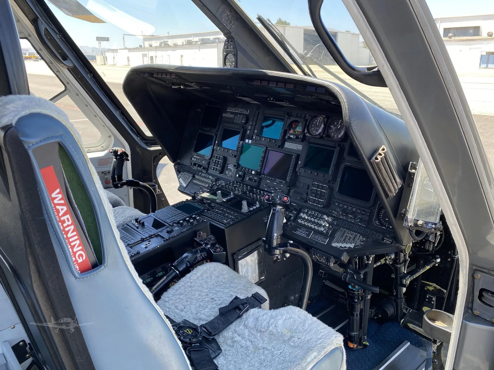 Cockpit and instrument panel of a 2008 SIKORSKY S-76C++.