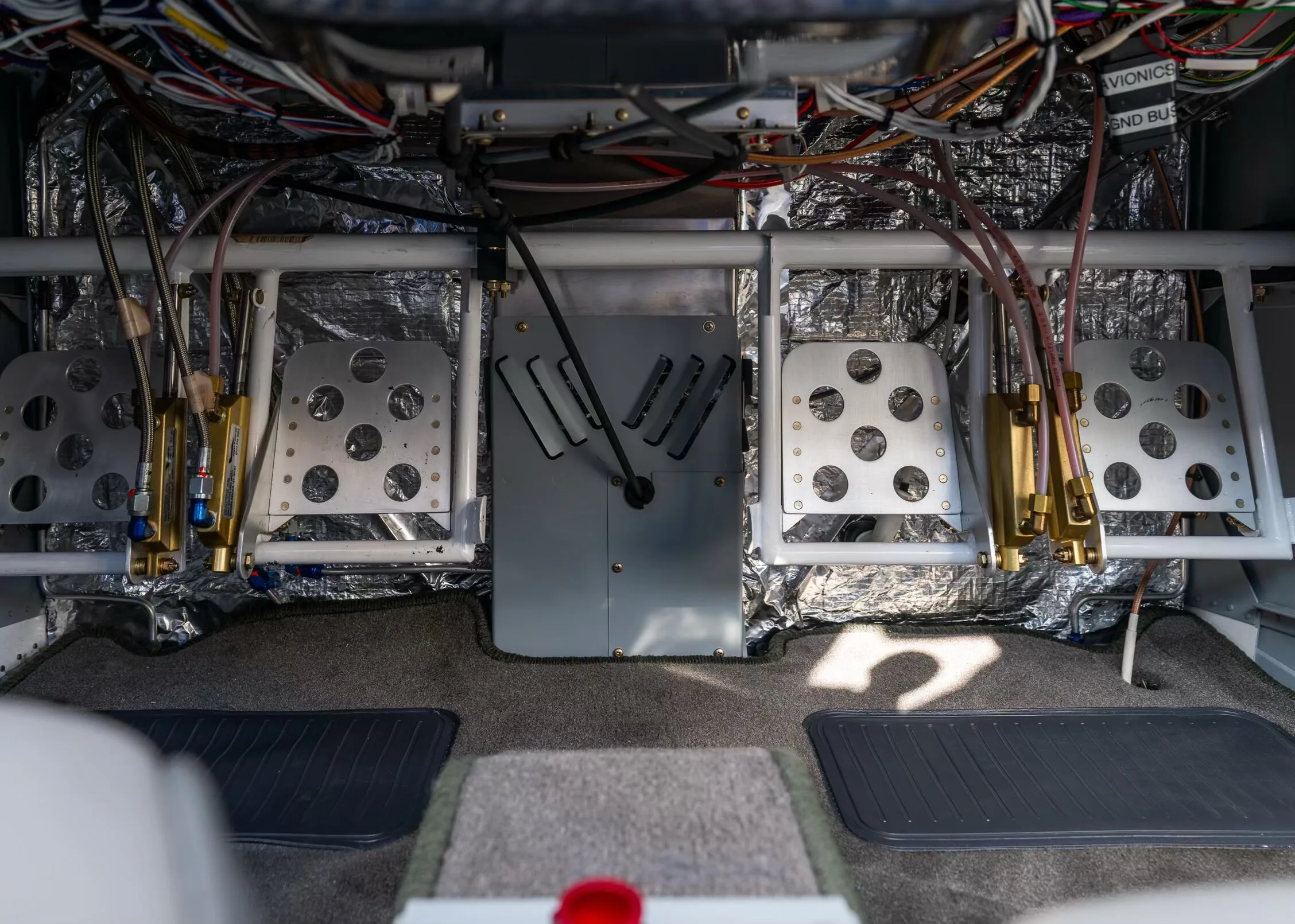 Avionics suite of a Vans RV-9A - Aerista.
