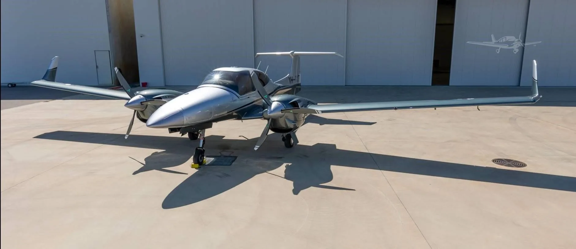 2022 Diamond DA42 VI