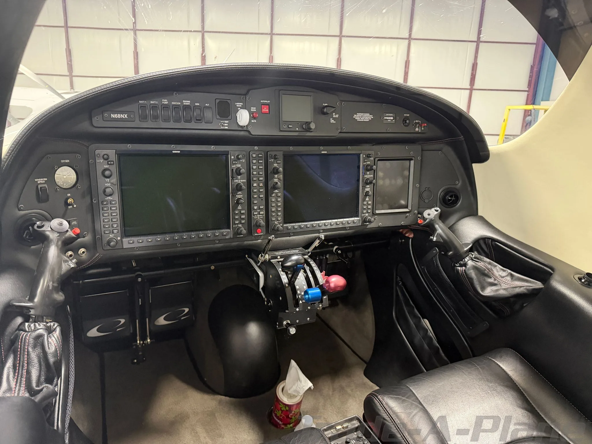 Cockpit and instrument panel of a 2016 LANCAIR EVOLUTION TURBOPROP.