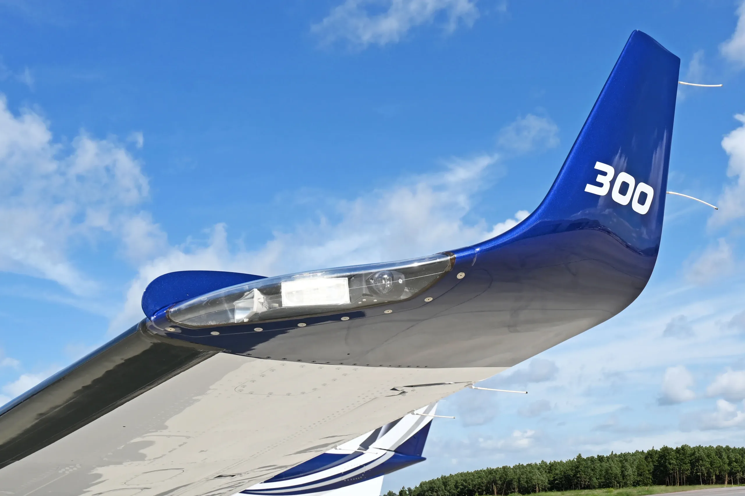 Marketing image of a 1985 Beechcraft King Air 300 SN.