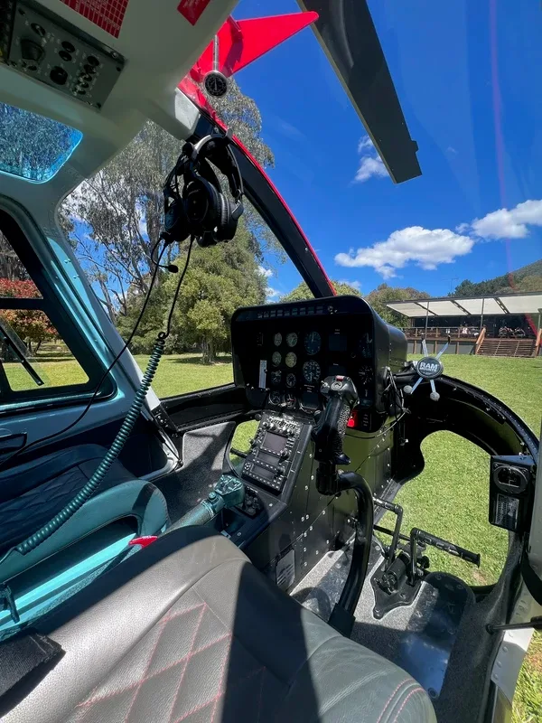 Cockpit and instrument panel of a 1974 Bell Jetranger 206B III.
