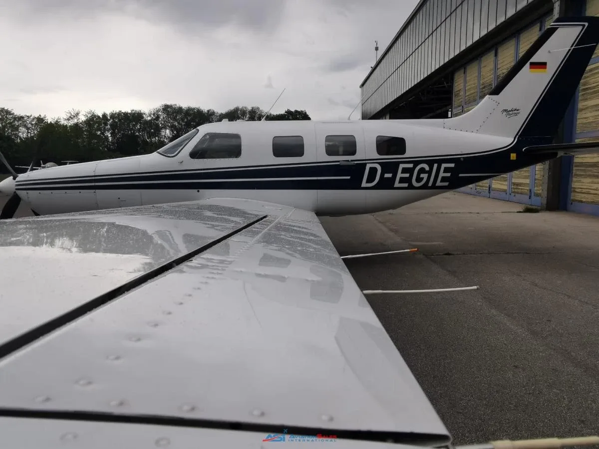 Exterior view of a Piper Piston, D-EGIE.