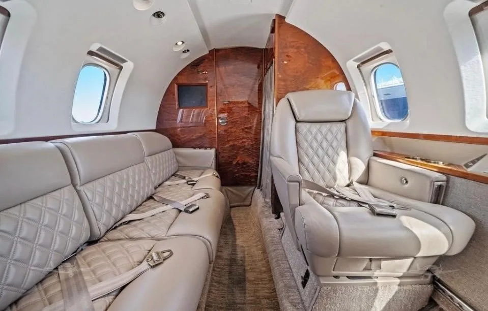 Cabin interior of a 1997 HAWKER 800XP.