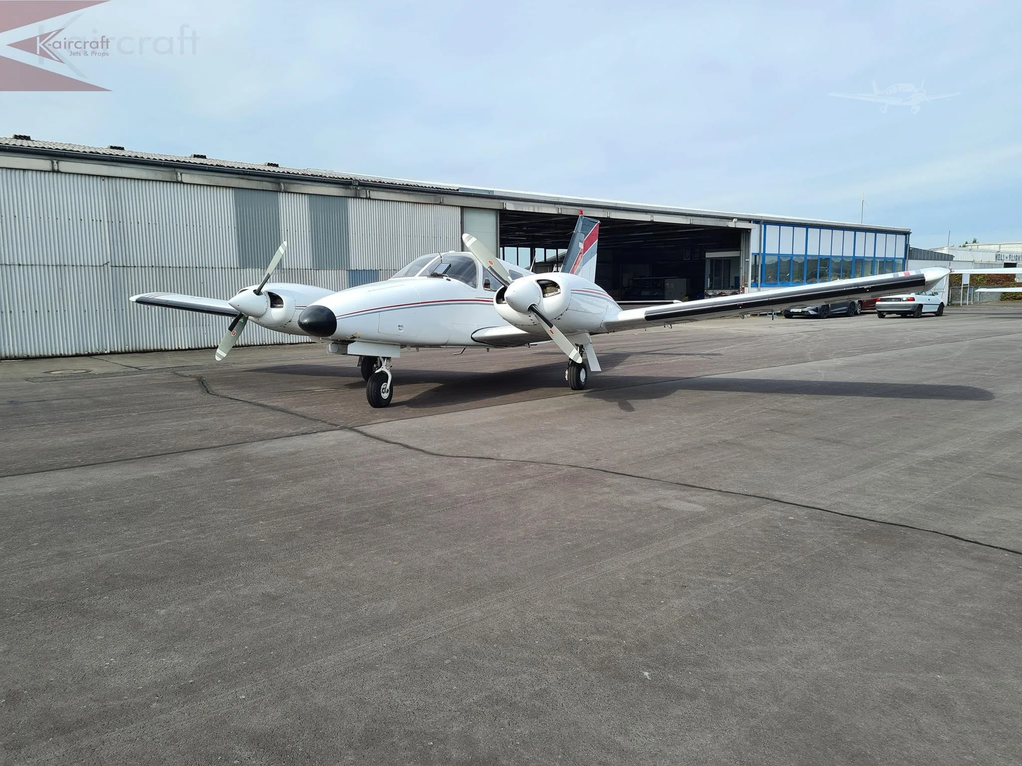 Exterior view of a 1978 PIPER SENECA II, D-GARE.