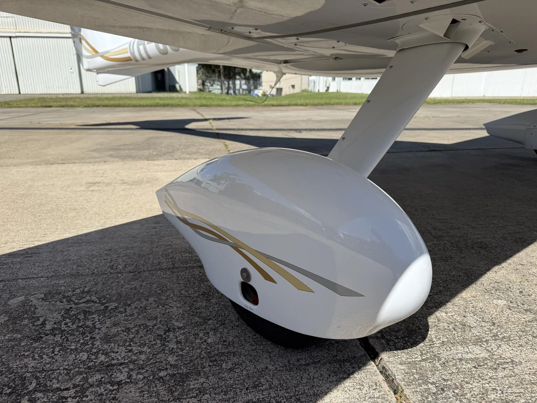 Marketing image of a 2026 DIAMOND DA40 NG.