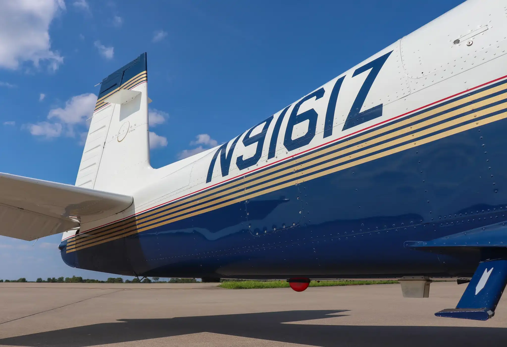 Exterior view of a 1995 Mooney M20R Ovation, N9161Z.