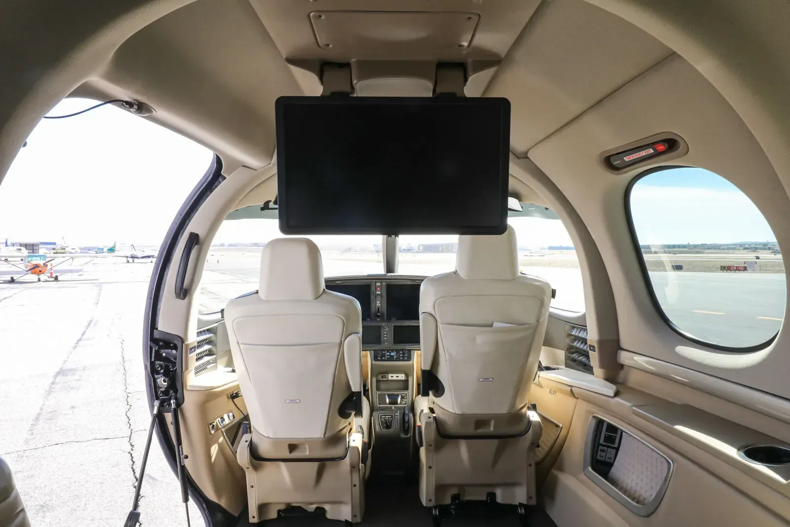 Cabin interior of a 2020 Cirrus Vision.