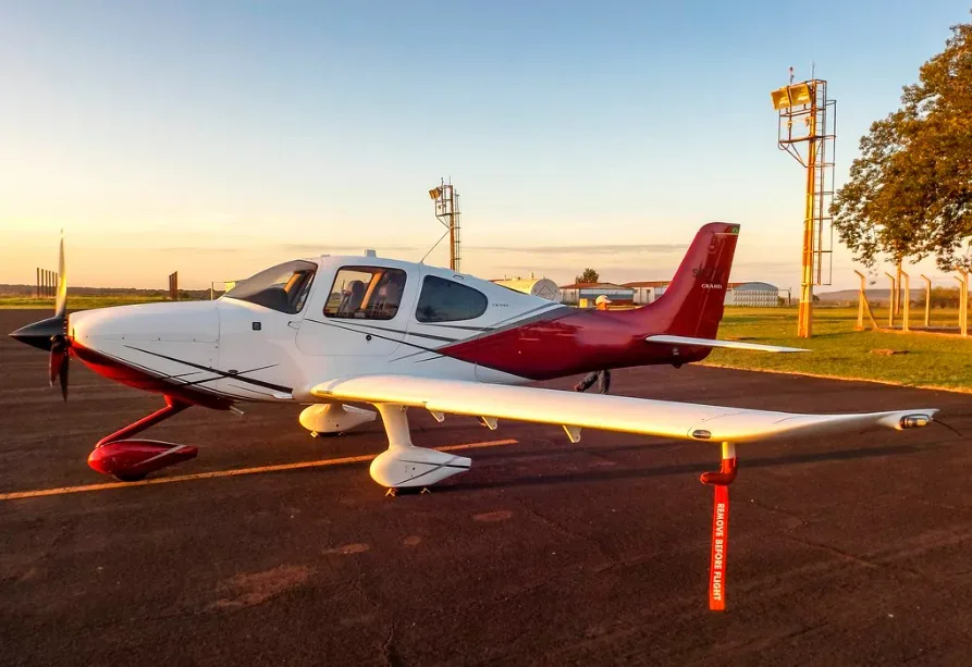 Exterior view of a 2014 Cirrus SR22 Grand.
