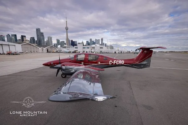 Exterior view of a 2021 Diamond DA62.