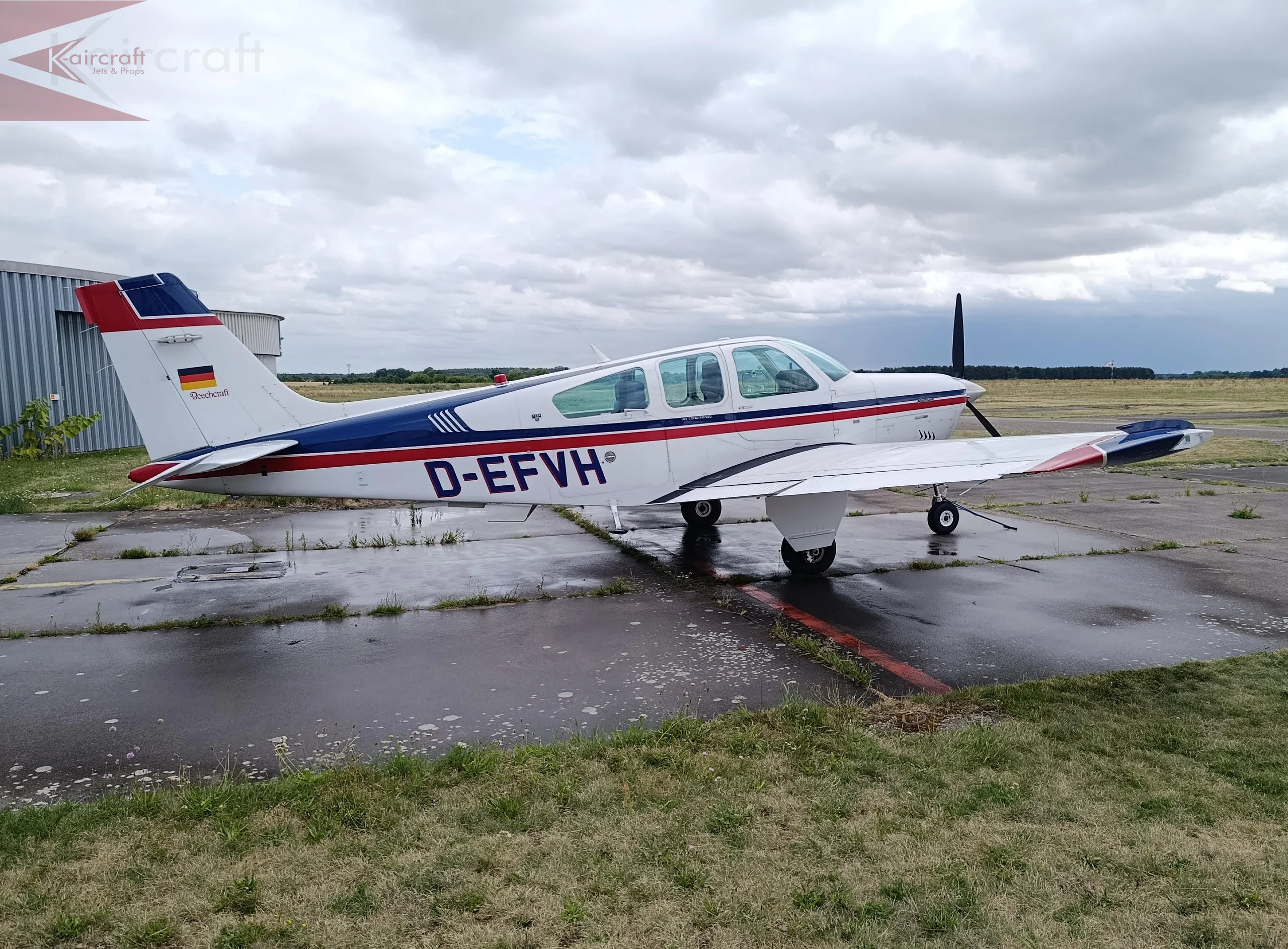 Exterior view of a 1994 Beechcraft bonanza f33a 459.
