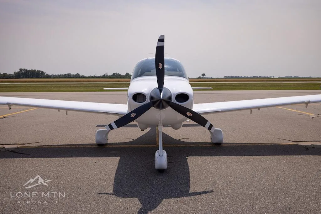 Exterior view of a 2024 Cirrus SR20 G7.