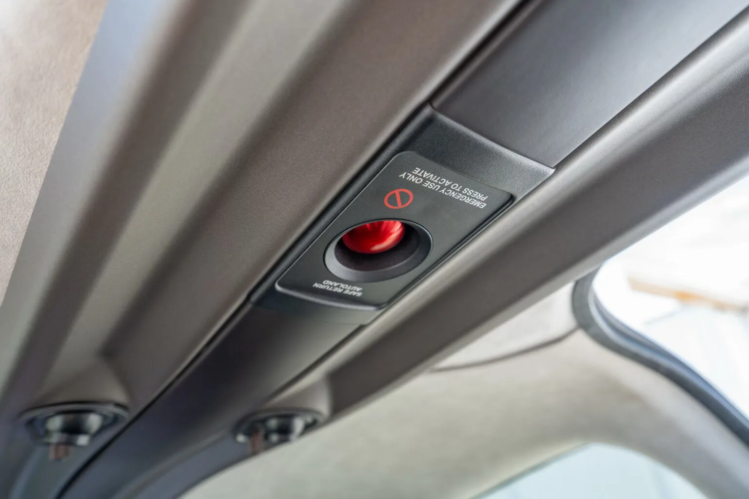 Cabin interior of a 2025 Cirrus SR20-G7+.
