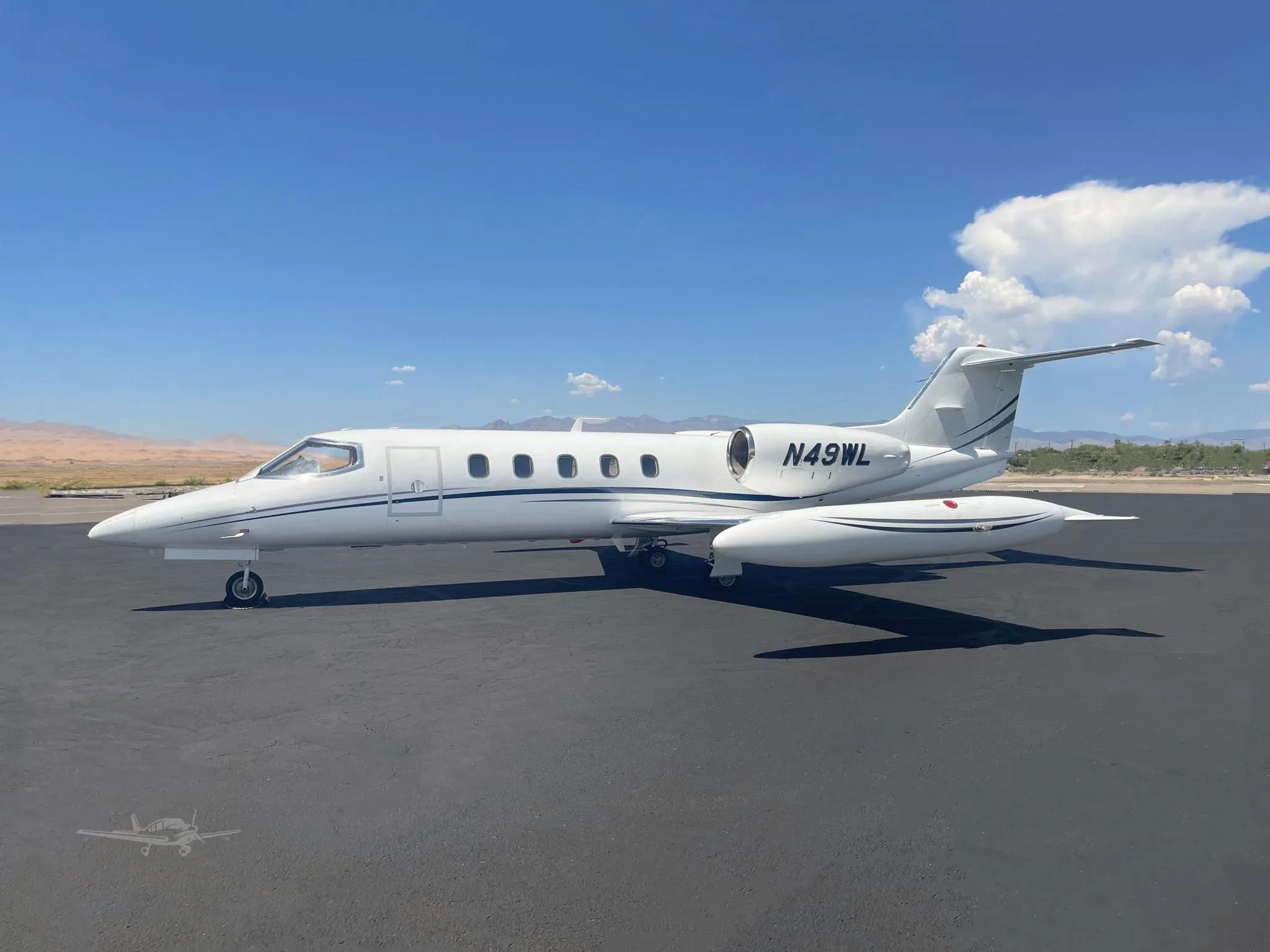 Marketing image of a 1982 LEARJET 35A.