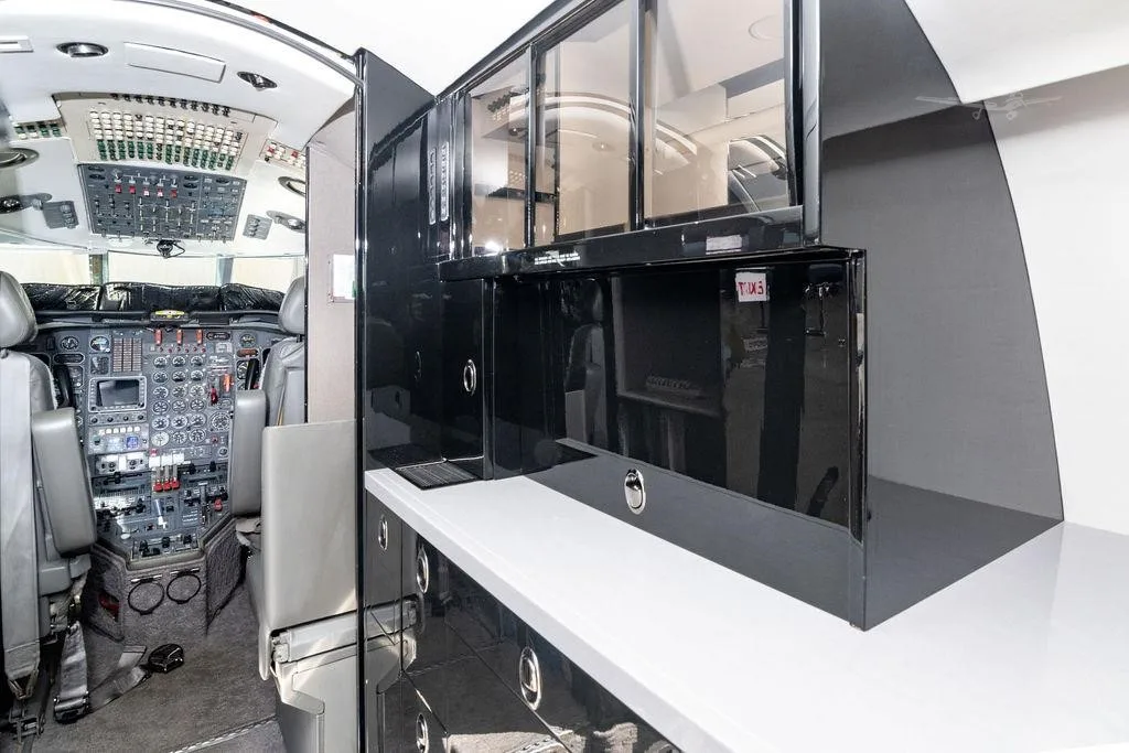 Cabin interior of a 1989 DASSAULT FALCON 50.