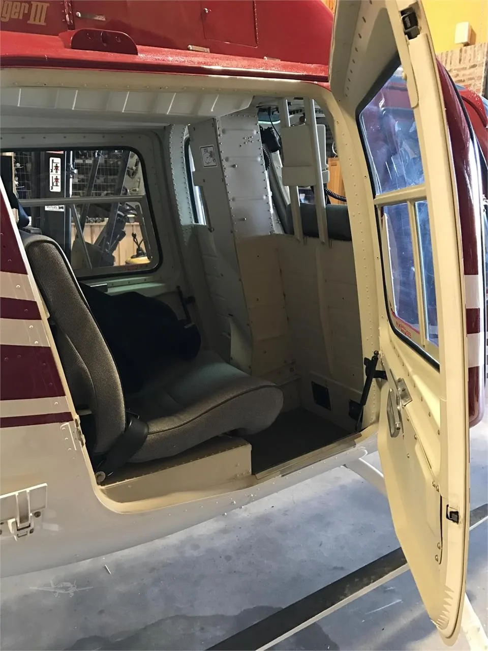 Cabin interior of a 1997 BELL 206B III.