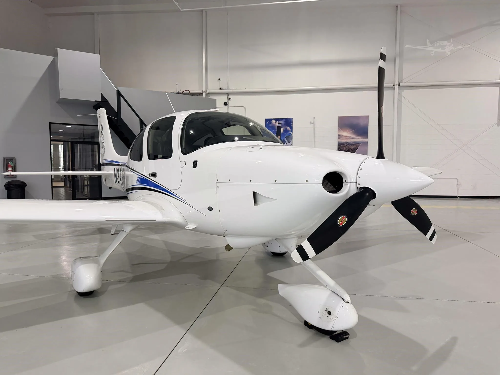 Exterior view of a 2022 CIRRUS SR20-G6, N343RJ.