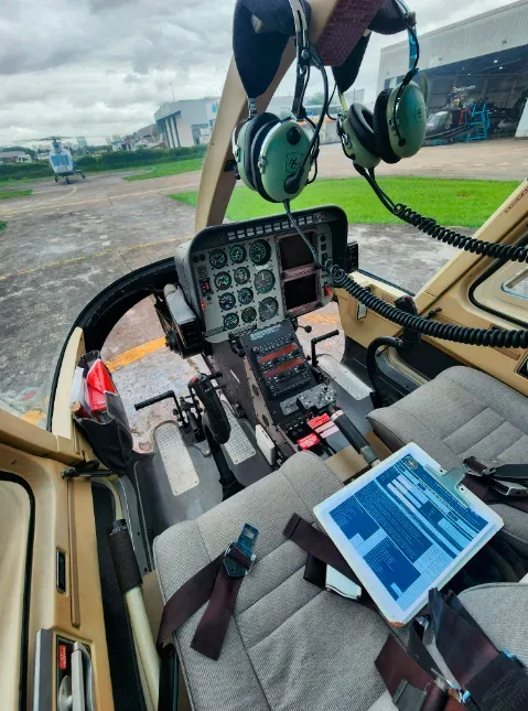 Avionics suite of a 2004 Bell 206B Jet Ranger III.