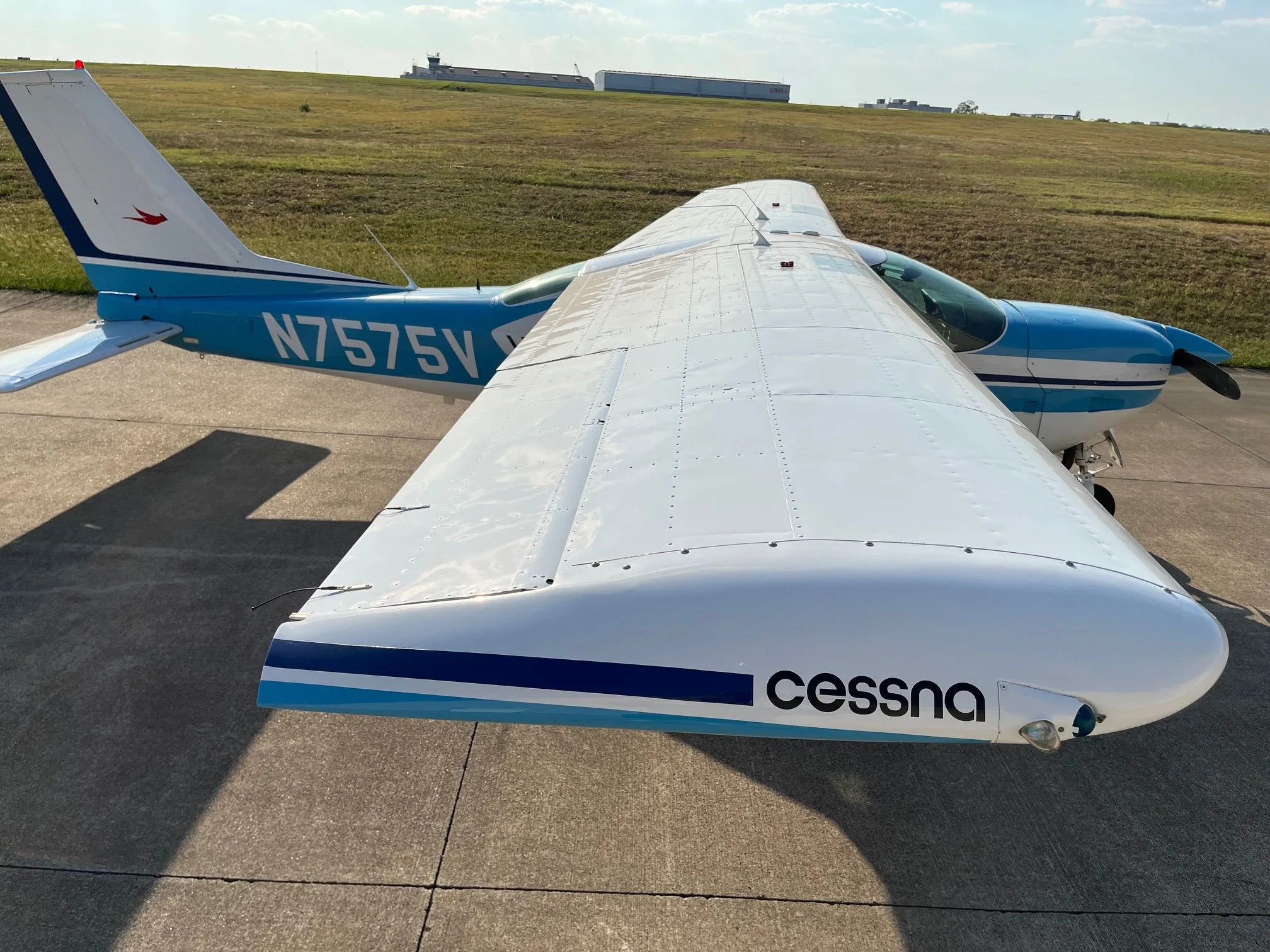 Exterior view of a 1976, N7575V.
