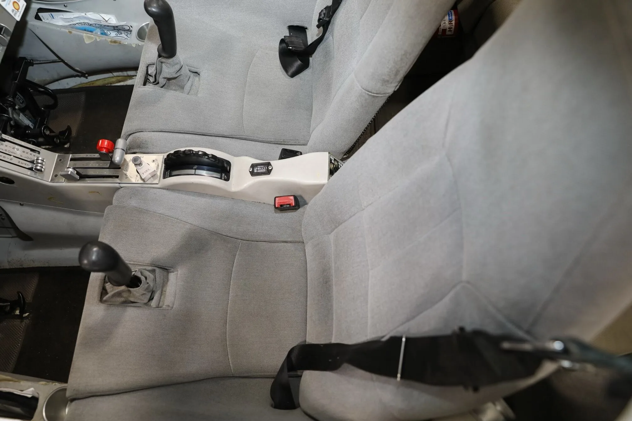 Cabin interior of a 2006 Diamond DA40-FP Diamond Star.