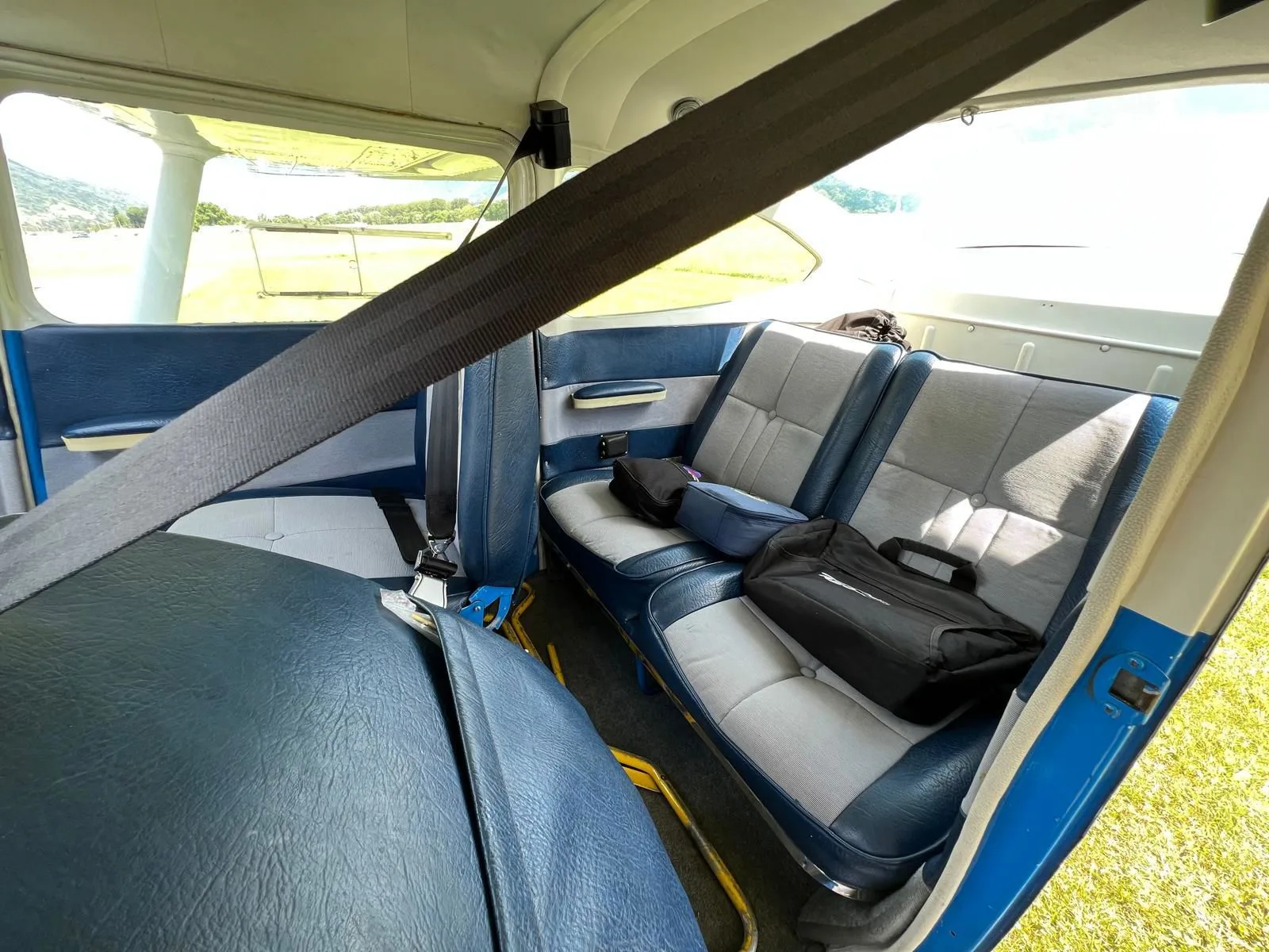 Cabin interior of a 1965 Cessna 182H Skylane.