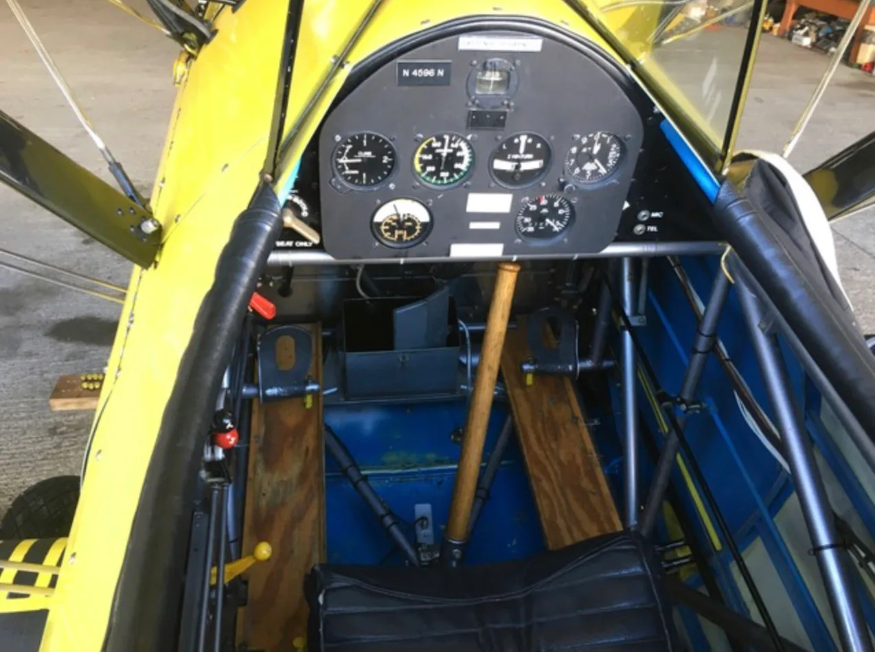 Cockpit and instrument panel of a 1944 Boeing Stearman E75.