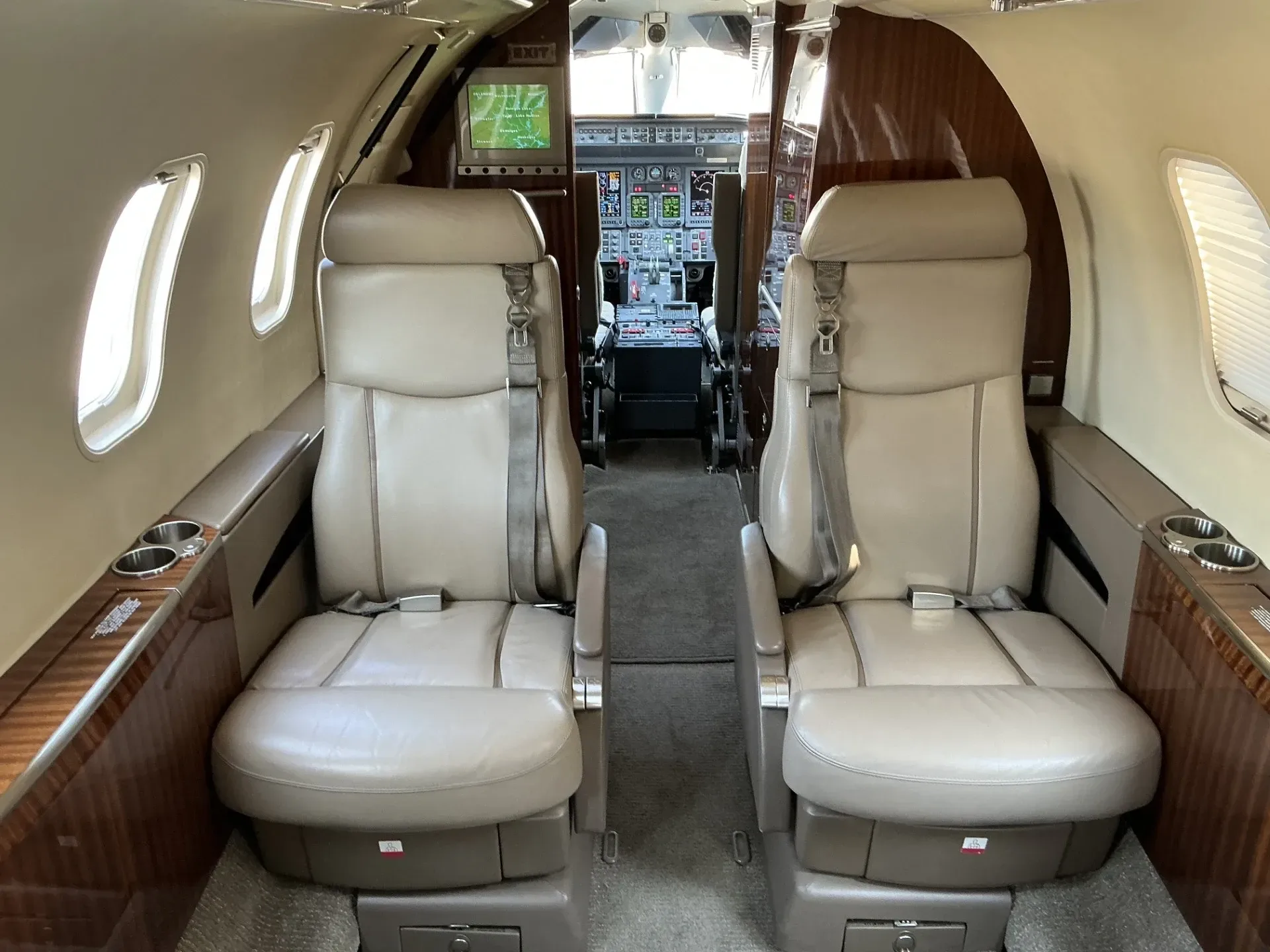 Cabin interior of a 2007 Learjet 45.